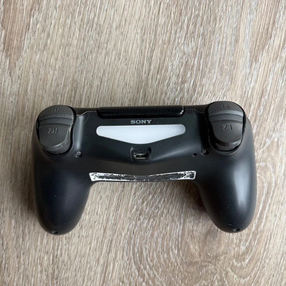 Sony PlayStation 4 DualShock 4 Wireless Controller Jet Black CUH-ZCT2U UNTESTED